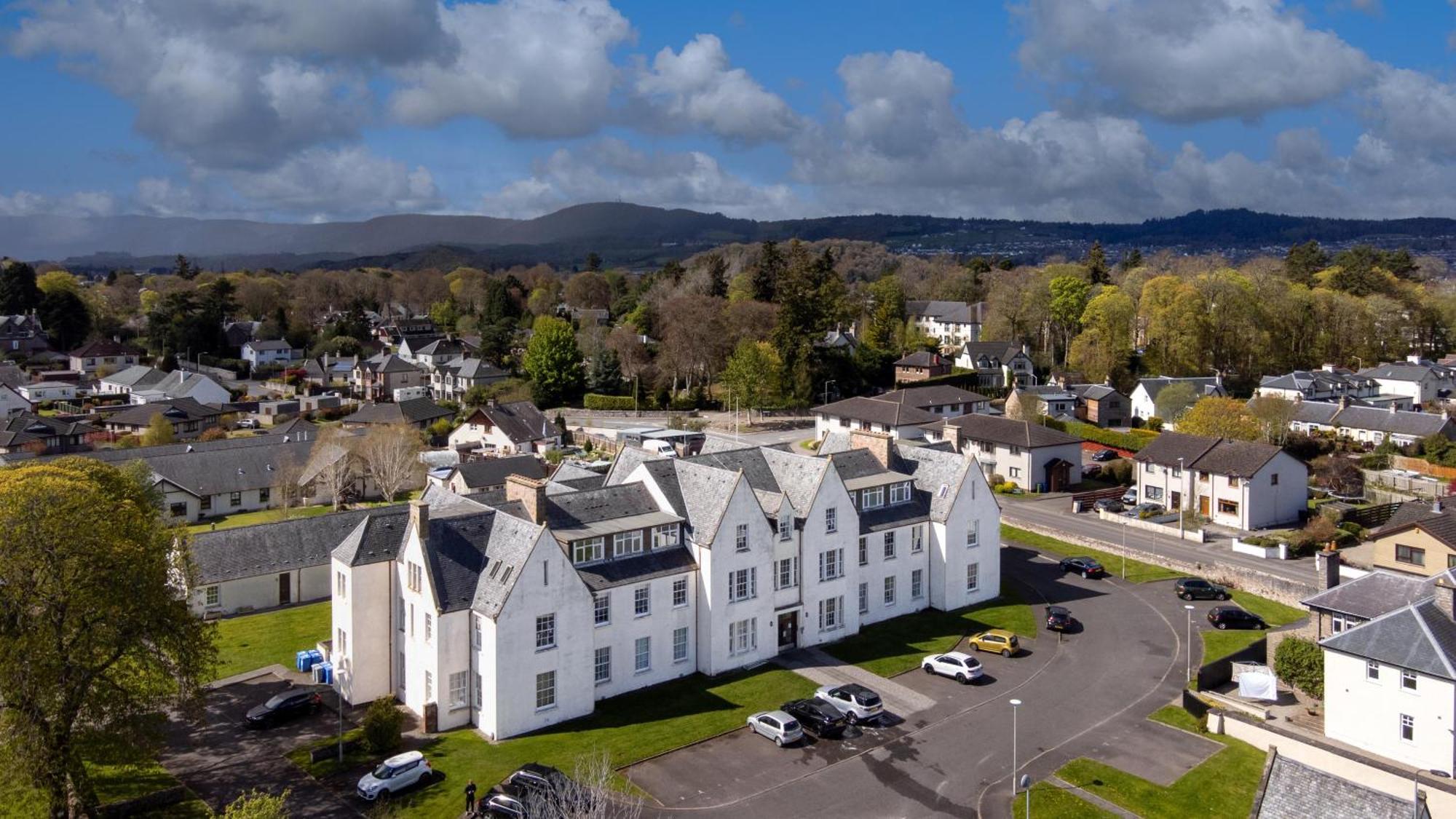 Апартаменты 1 Old Edinburgh Court Инвернесс Экстерьер фото