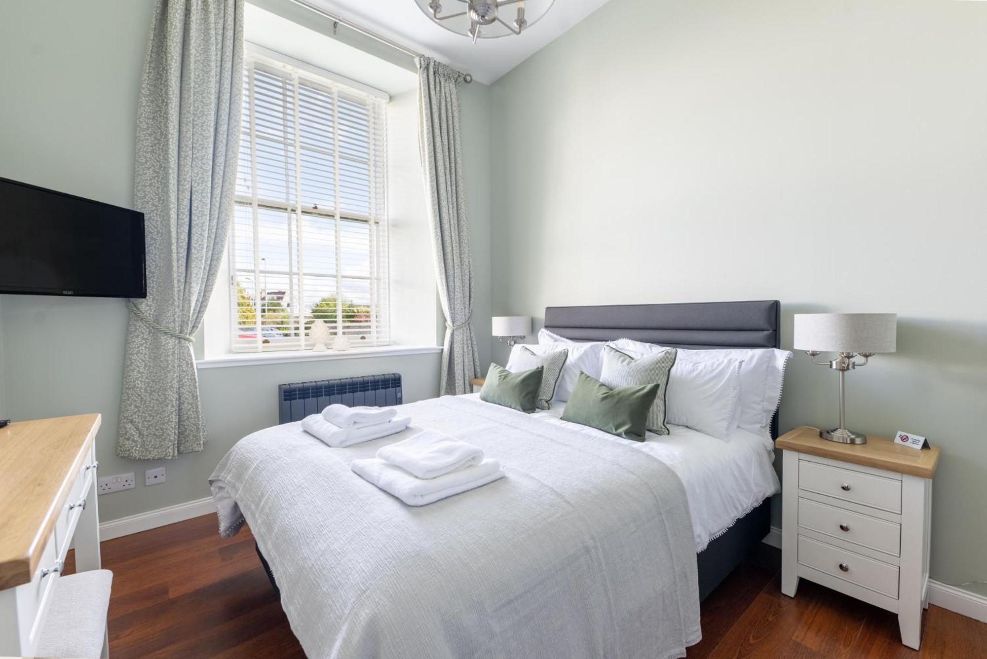 Апартаменты 1 Old Edinburgh Court Инвернесс Экстерьер фото