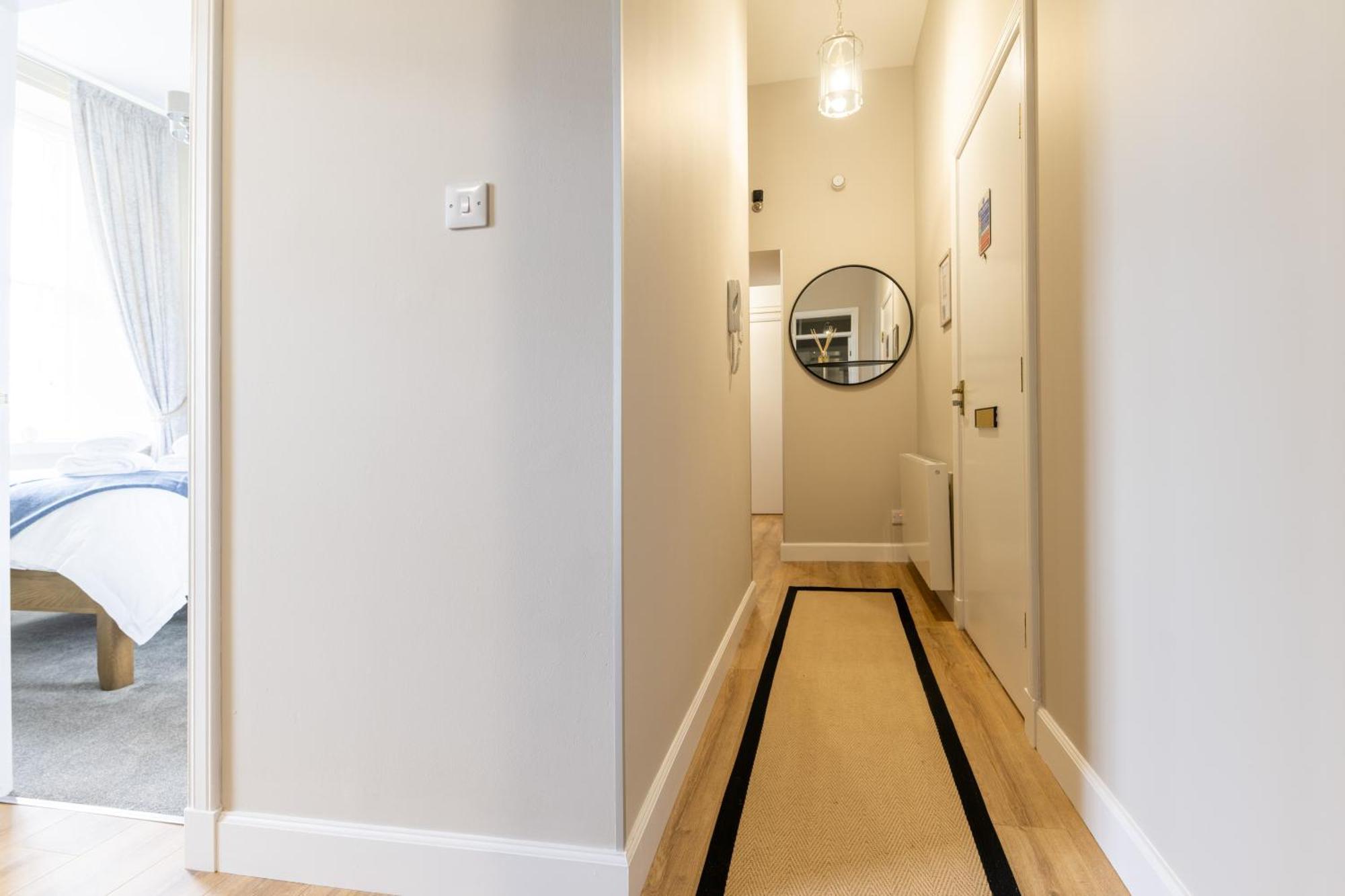 Апартаменты 1 Old Edinburgh Court Инвернесс Экстерьер фото